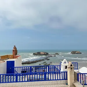 With A Sea View Bed & Breakfast