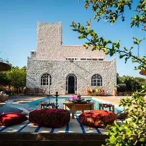  Villa Les Jardins Fleuris 4 Bedrooms